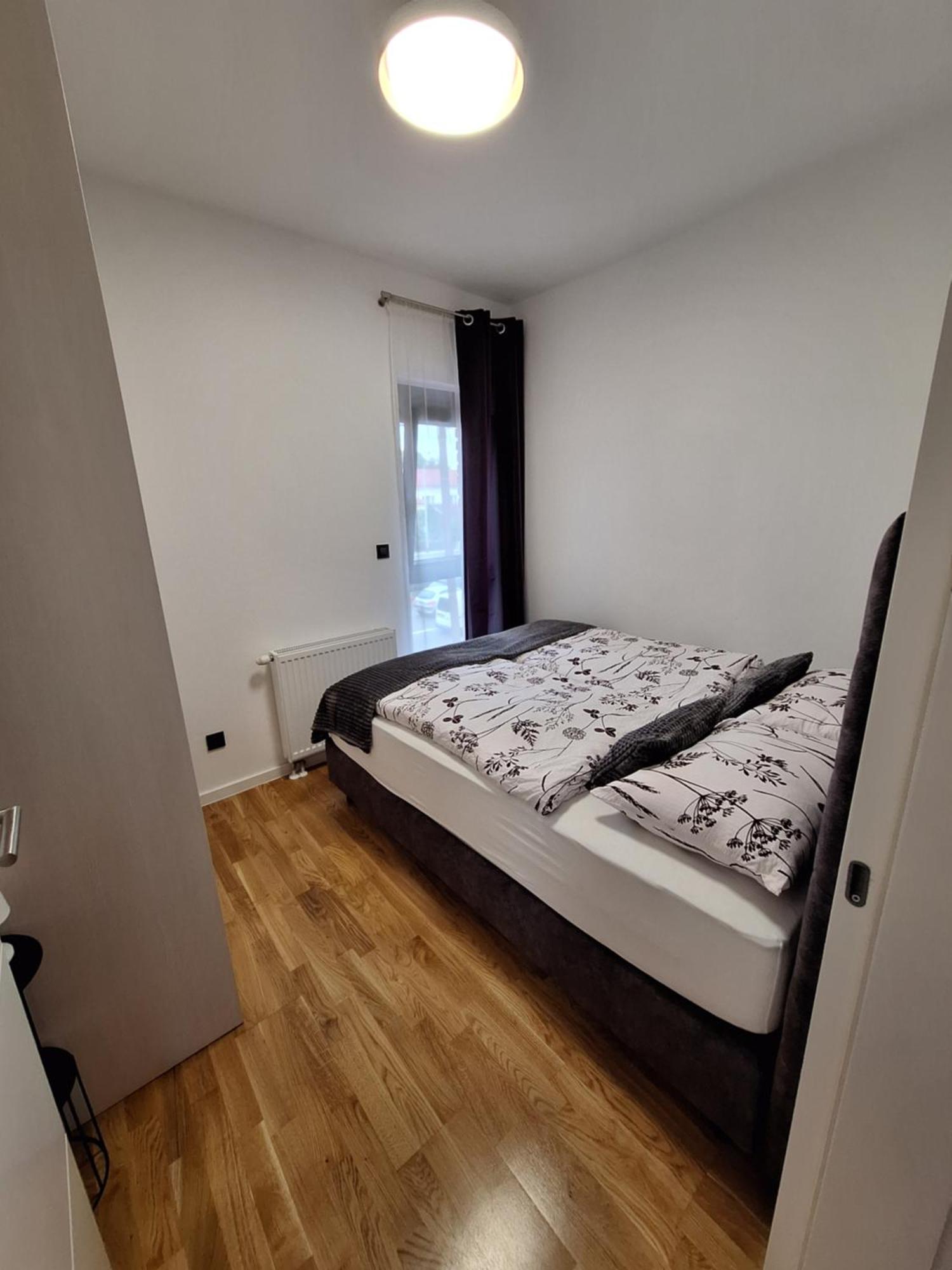 Apartman Heaven,self Check In, With Free Parking *